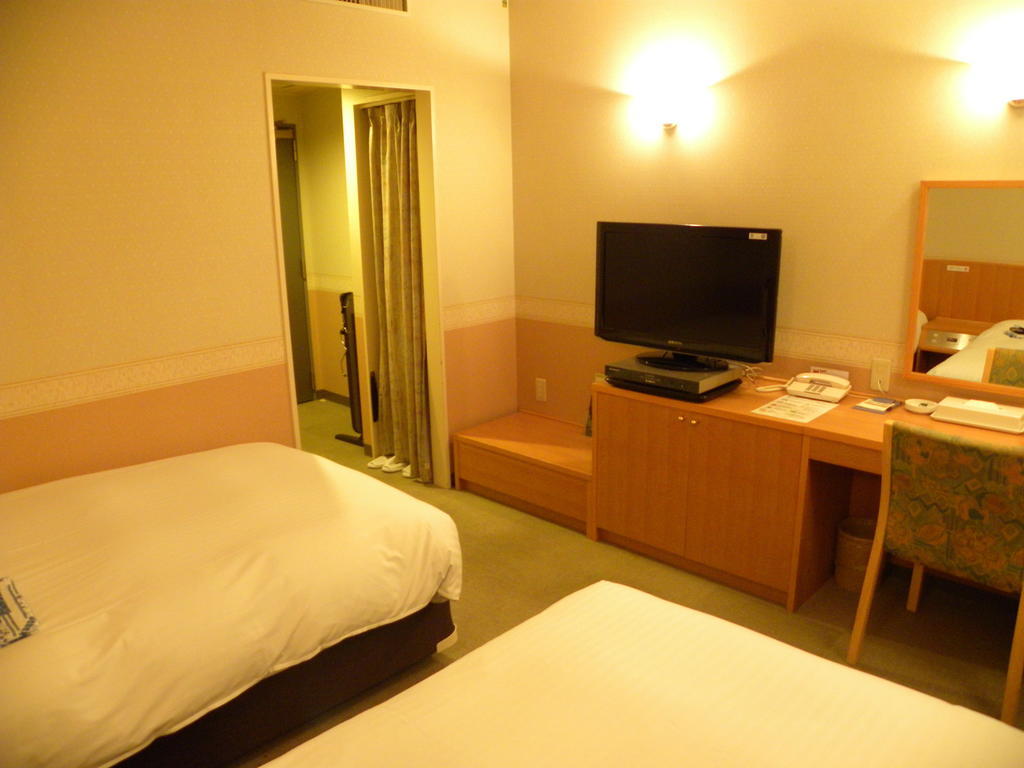 Hotel Benex Yonezawa Zimmer foto